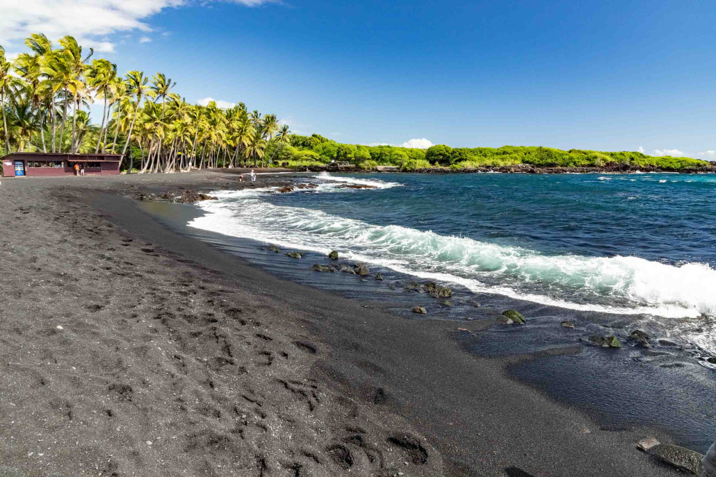 Punaluu Black Sand Beach Big Island EX scaled