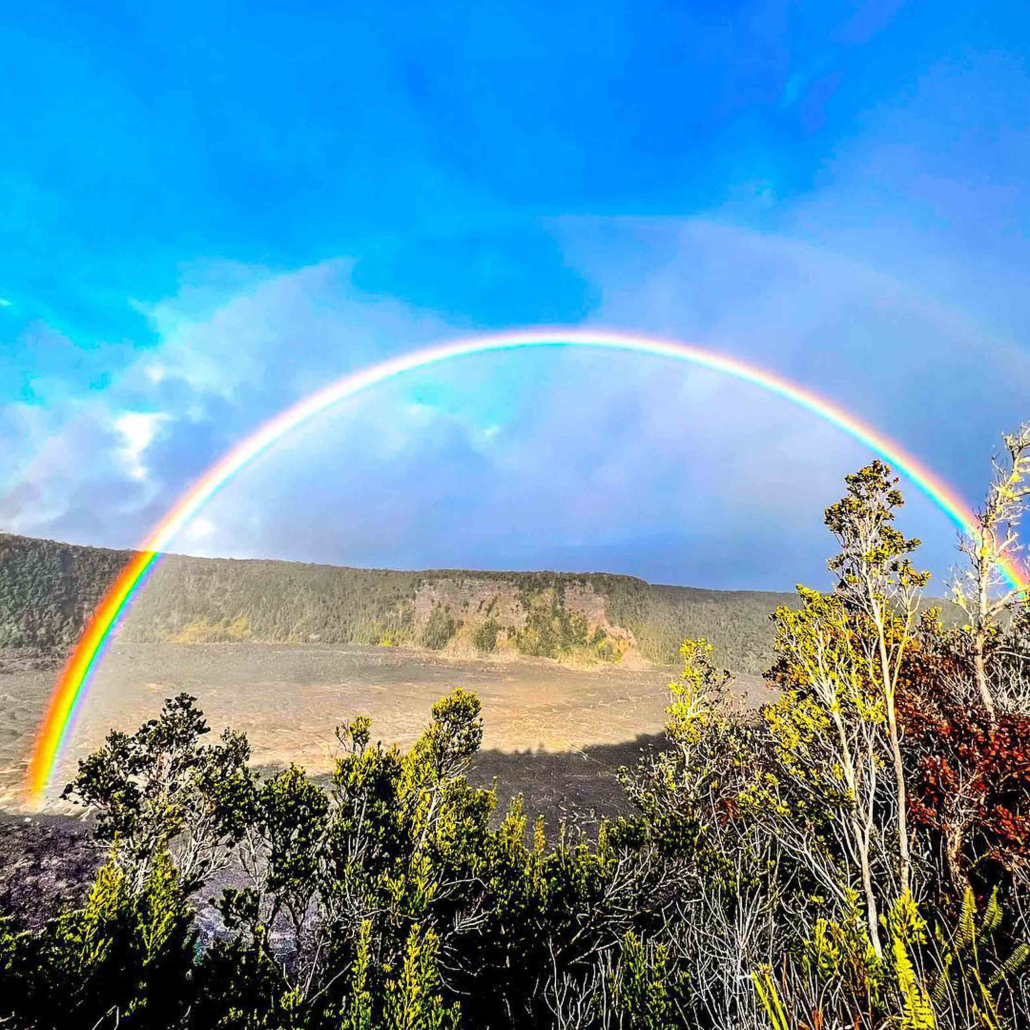 Kailani Tours Hawaii Volcano Sightseeing From Kona Tour Rainbow