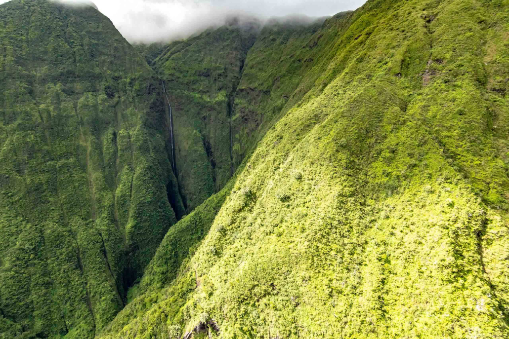 Maui Complete Island Helicopter Tour Maui West Maui Mountains