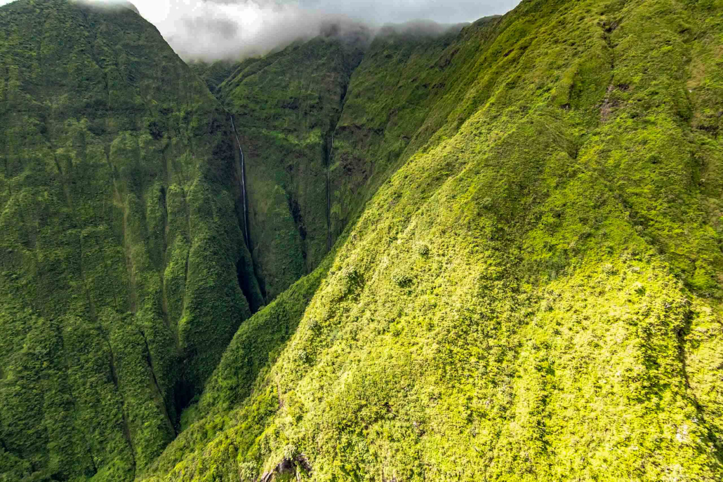 Maui Dream Helicopter Tour West Maui Mountains Waterfall