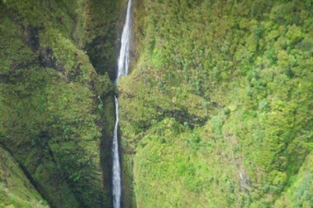 Bluehawaiian Oahu Complete Helicopter Tour Sacred Falls Top View 