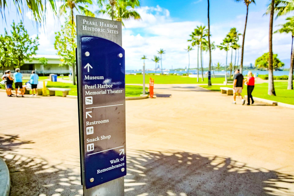 Circle Island Pearl Harbor Oahu Tour Pearl Harbor Visitor Center Directions Sign
