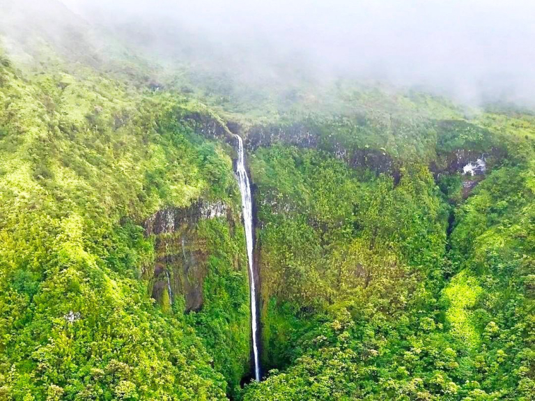 Explore Many Hidden Waterfalls When Taking A Helicopter Tour Above Maui Sunshine Helicopters