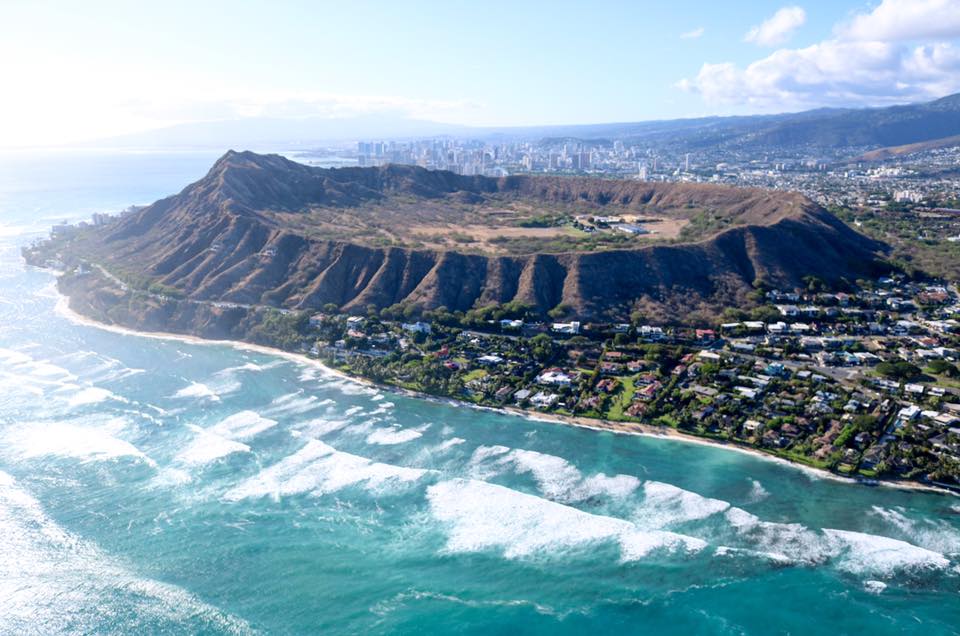 Oahu Complete Helicopter Tour Diamond Head Overview