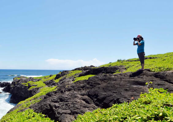 Exclusive Private Maui Tour Photographer Taking Pictures Outdoors Slider 