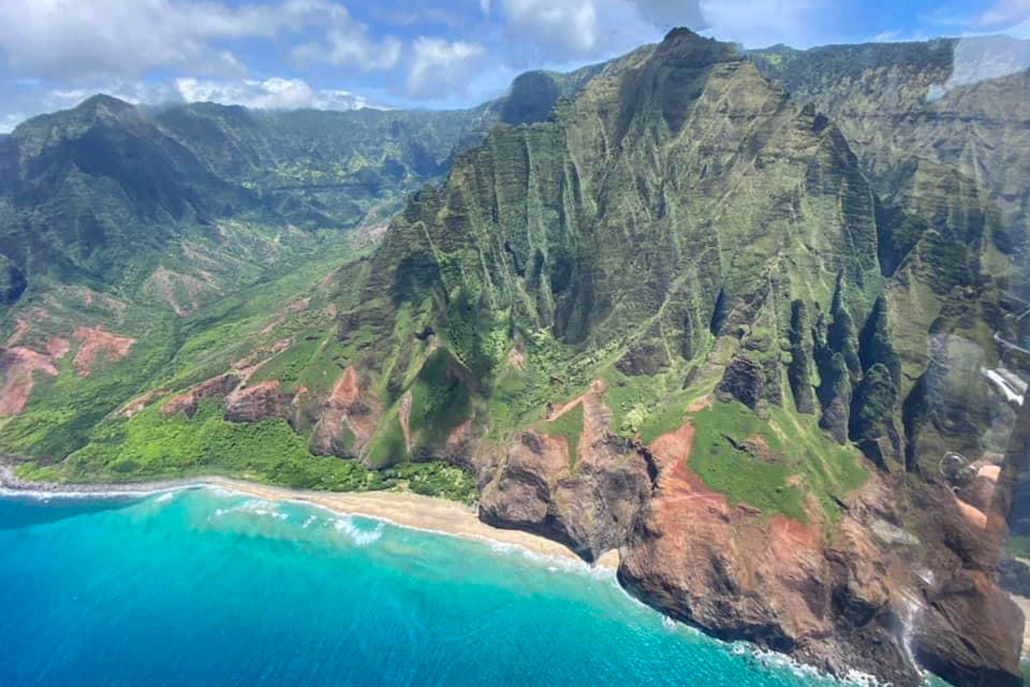 Sunshinehelicopters Kauai Ultimate Helicopter Tour Na Pali Coastline Overlook